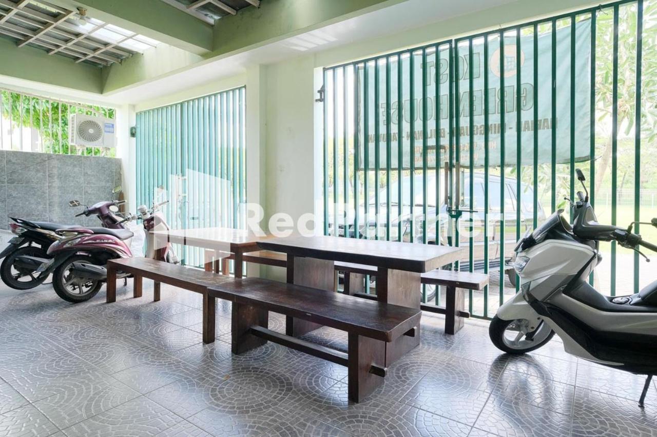 Pondok Hijau Syariah Mitra Reddoorz At Citraland Surabaya Ngoại thất bức ảnh