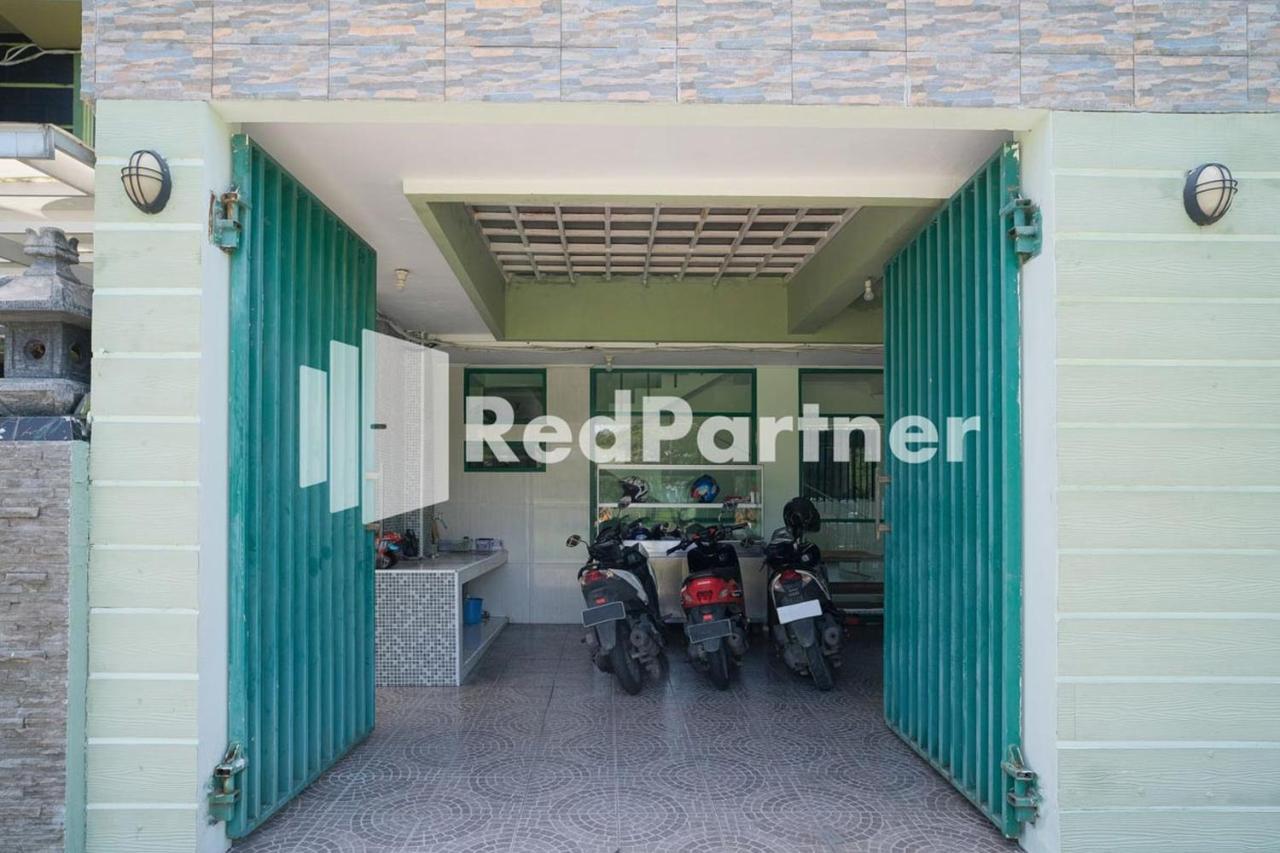 Pondok Hijau Syariah Mitra Reddoorz At Citraland Surabaya Ngoại thất bức ảnh