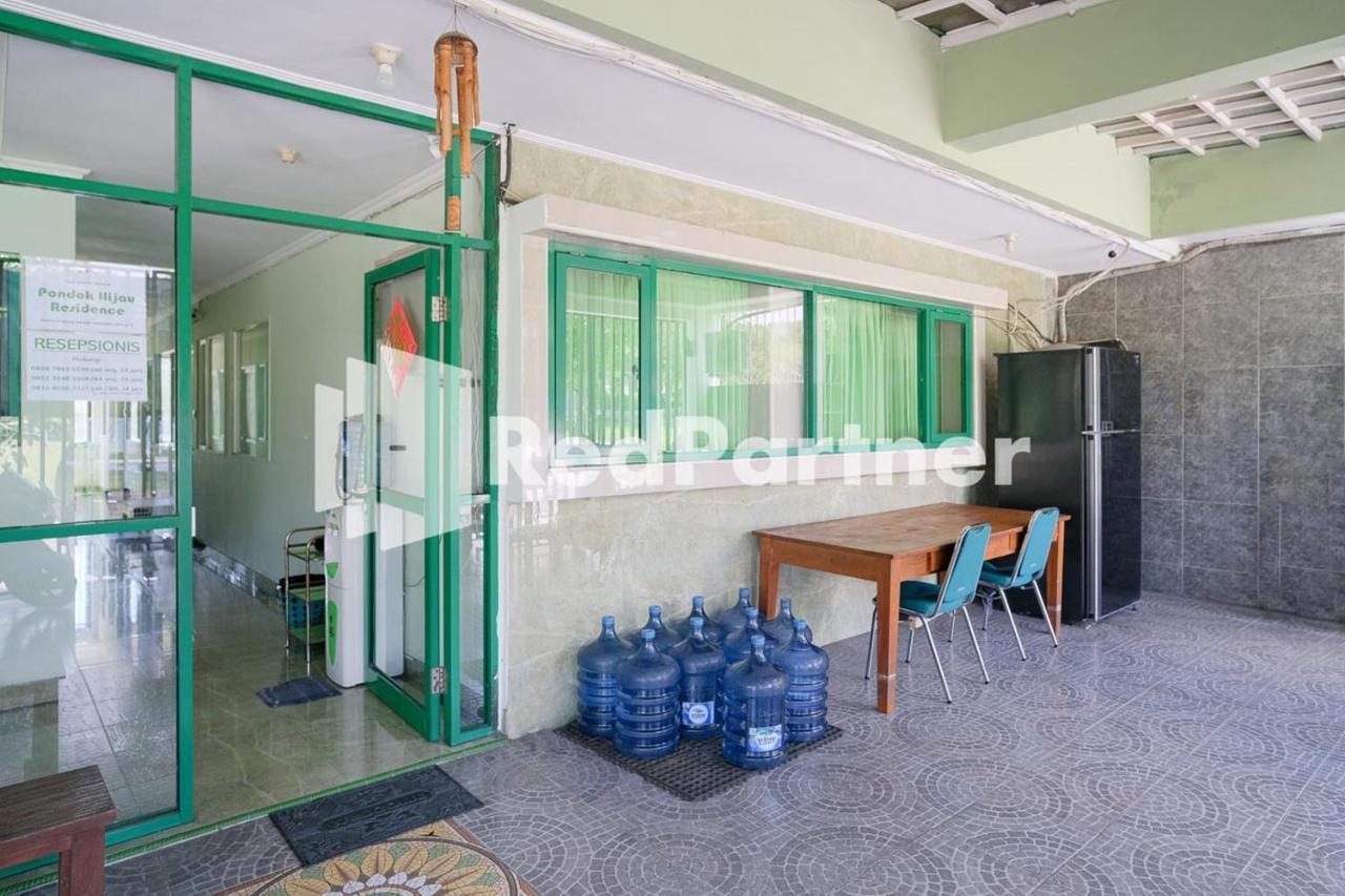 Pondok Hijau Syariah Mitra Reddoorz At Citraland Surabaya Ngoại thất bức ảnh